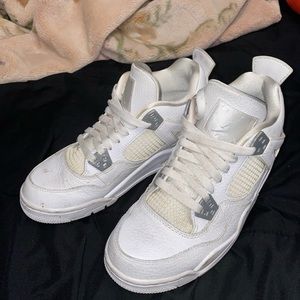 Air Jordan retro 4 pure money size 6.5 Youth